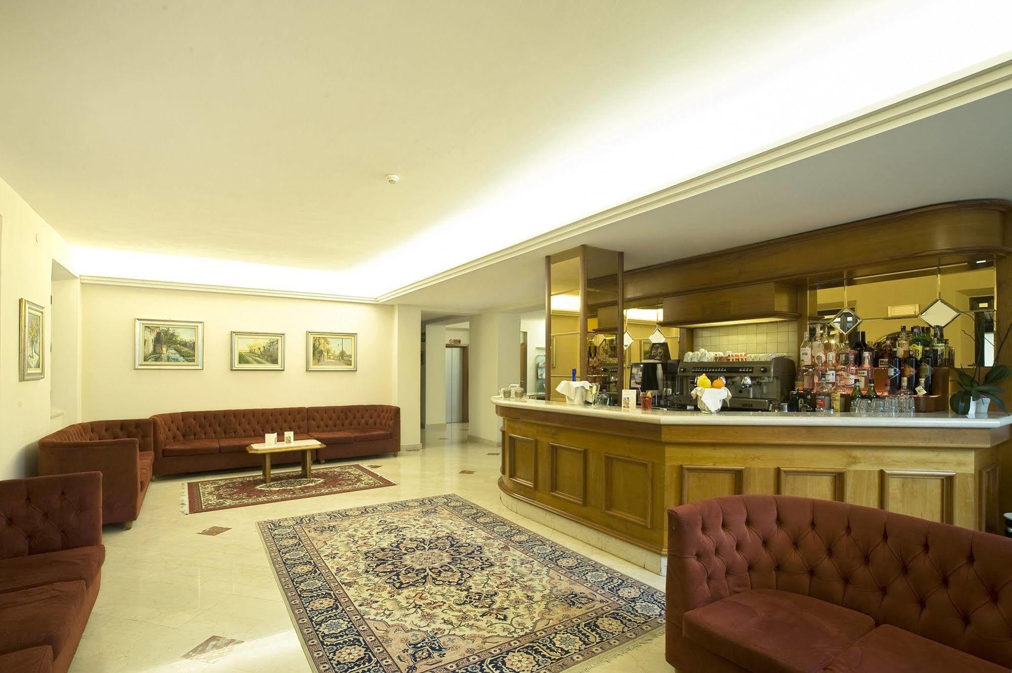 Hotel Villa Ricci & Benessere 끼안챠노테르메 외부 사진